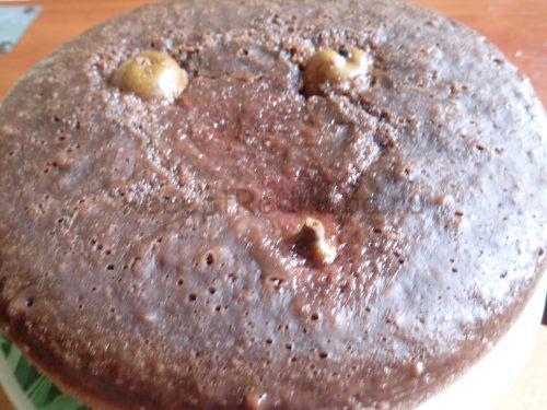 Необычный шоколадный пирог с грушами